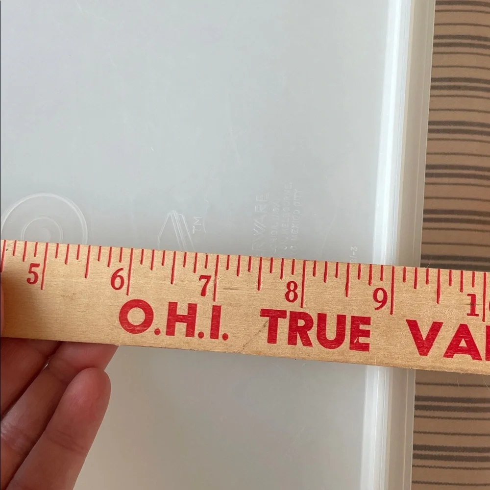 Tupperware vtg cold